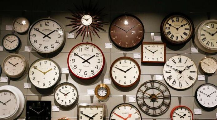 Vasárnap hajnalban jön az a változás, amit szinte mindenki utál Gödön (is)