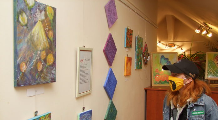 Üzennek a képek – Kiállításmegnyitón jártunk