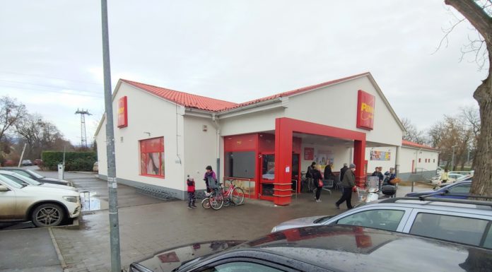 Miért szeretik Gödön az édes pezsgőt?