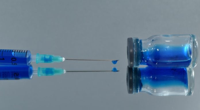 Áttörés: forgalmazható az első koronavírus-vakcina