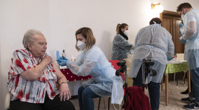 Megkapta az engedélyt a Sinopharm-vakcina is