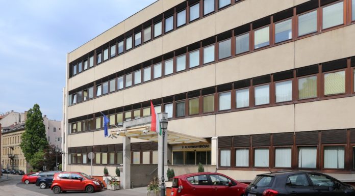 Az Alkotmánybíróság döntött Gödről