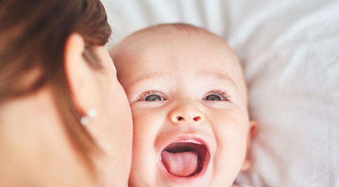 Gödi anyukák termékeivel bővül a Samsung Babaverzuma