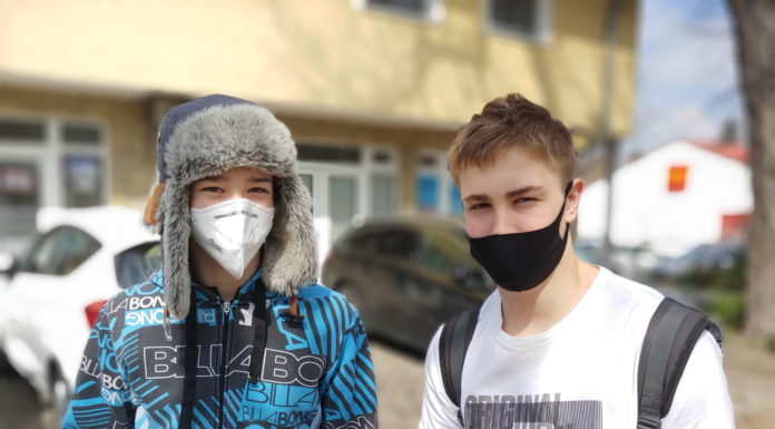 Otthon kell maradni, nem szabad locsolni – Gödön így telik a húsvét