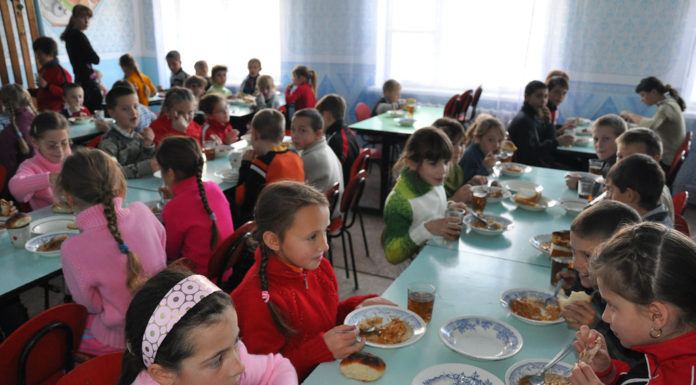 Így biztosítják az iskolai étkezést hétfőtől