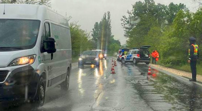 Halálos baleset a 2-es úton