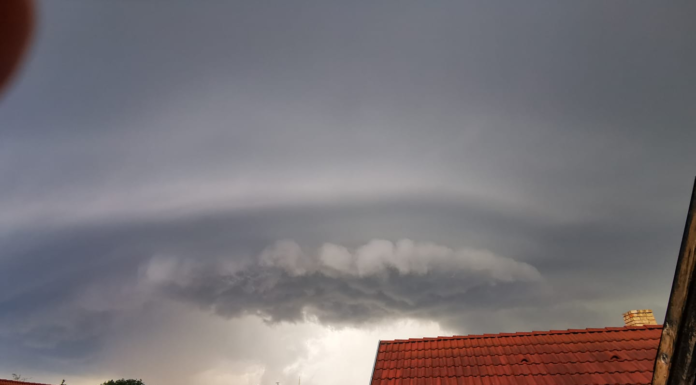 Mammatus felhők lepték el az eget pénteken