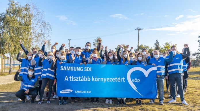 Több mint 80 zsák szemetet szedtek fel a gödi utcákról