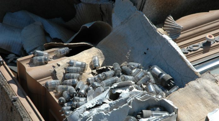 Most ingyen leadhatják a veszélyes hulladékot Gödön