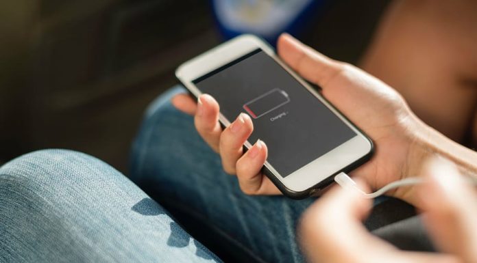 Jöhet az egyetlen töltő mindenhez