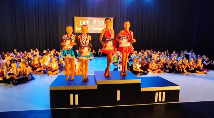 Európa-bajnokok a gödi táncoslányok!