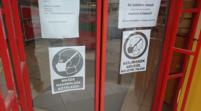 Mit gondolnak a gödiek az oltásról?