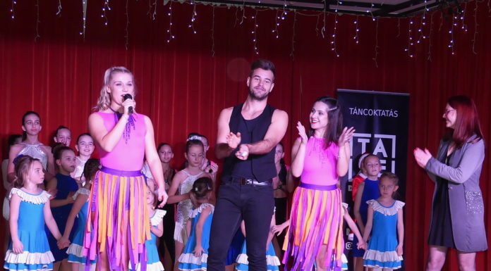 Jótékonysági táncesten voltunk a József Attila Művelődési Házban