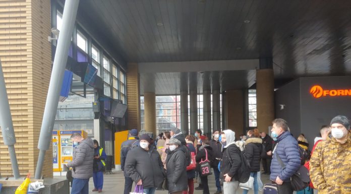 Megint káosz van a Nyugatiban