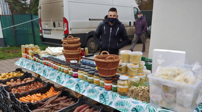 Újra dübörög a gödi piac