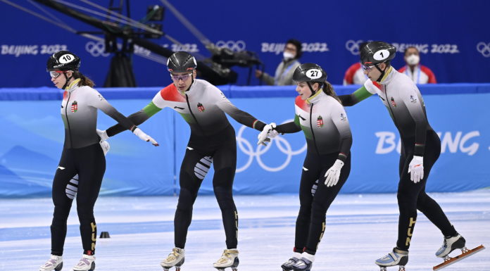 Liu Shaolin Sándorék bronzérmesek gyorskorcsolya vegyes váltóban!