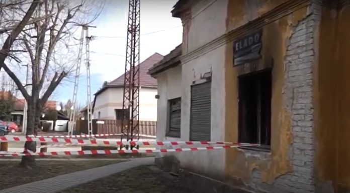 Mi lesz a tavaly kiégett, ma életveszélyes felsőgödi házzal?