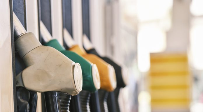 Meghosszabbították a benzinárstopot!