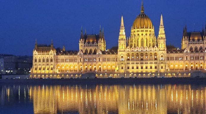 Pártlisták – ki érezheti magát befutónak Gödön?