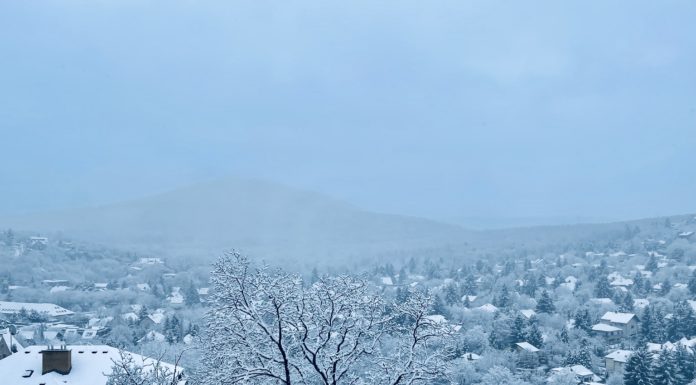 A fővárosban hidegrekord dőlt, másutt 10 centiméternyi hó esett