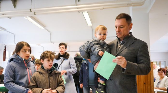 Tuzson Bence győzelme biztos a választókerületben