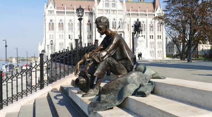 A magyar költészet napja