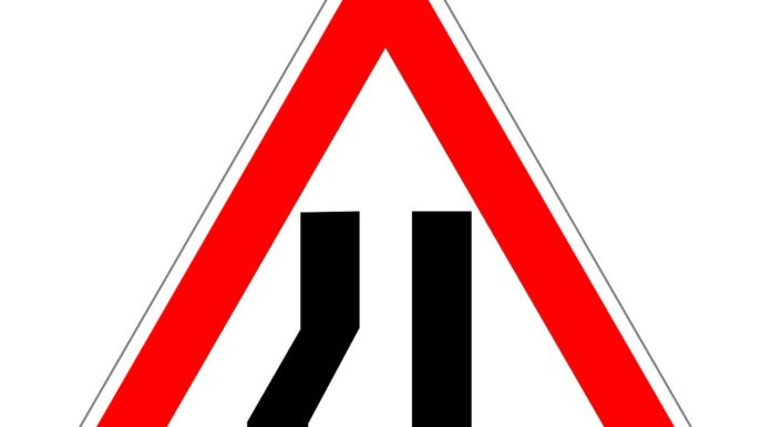 Vigyázzanak! Útszűkület Gödnél a 2-es úton