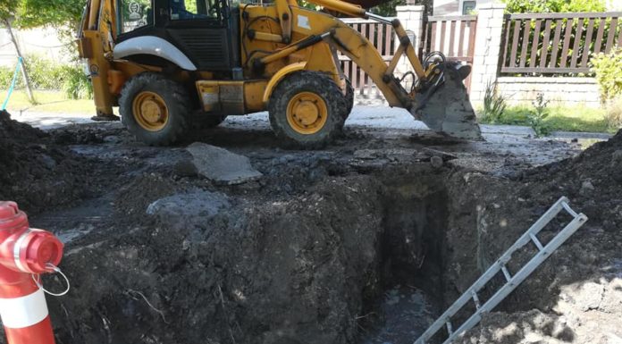 Csőtörés volt Gödön