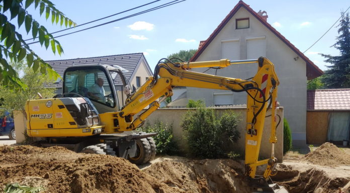 Új szakaszába lépett a neveleki csatornaépítés