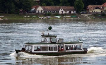 Újra közlekedik az átkelő kishajó Göd és Szigetmonostor között