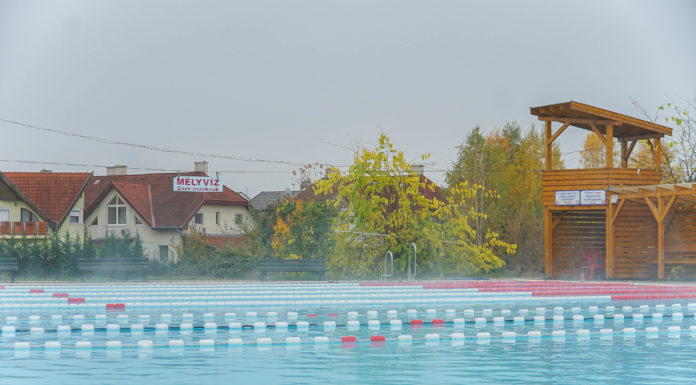 Télen is várja a látogatókat a Gödi Termálfürdő