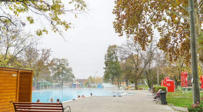 Mindenszentekkor is várják a látogatókat a Gödi Termálstrandon