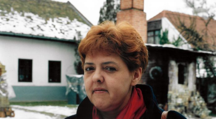 Eltemették Gödön Kádasi Éva keramikusművészt