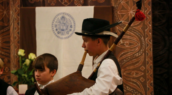 Így éltetett a zene a gödi művészek karácsonyi koncertjén
