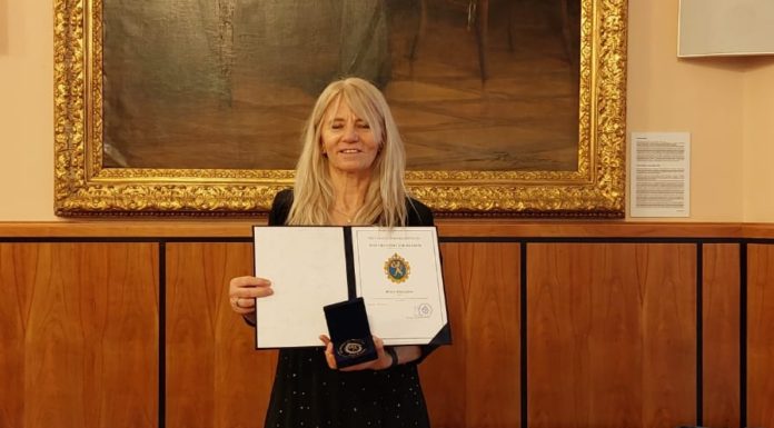 Ismerje meg a frissen kitüntetett gödi Oroszi Zsuzsannát!