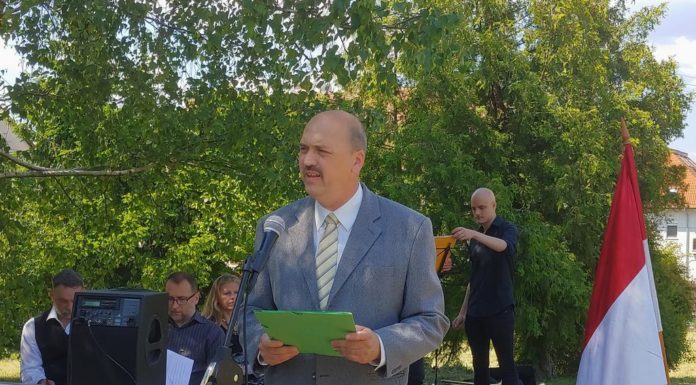 Van-e összefüggés a lemondás és a költségvetés között?