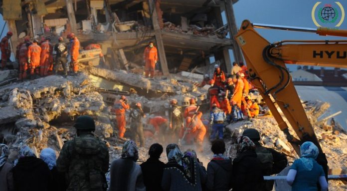 Gödön is gyűjtenek a törökországi földrengés túlélőinek