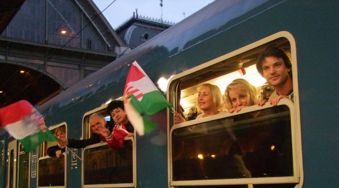 Idén is indul az Össznemzeti Zarándokvonat a csíksomlyói búcsúba