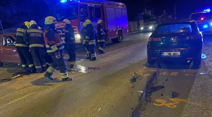 Három autó ütközött Göd és Sződliget között