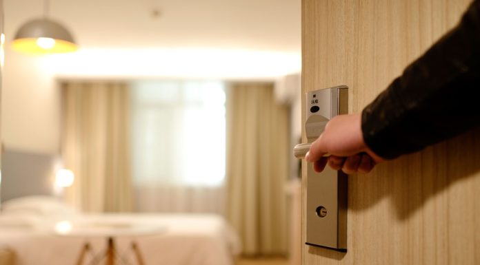 Semmi sincs biztonságban: mutatjuk, miket lopnak el a vendégek a hotelszobákból!