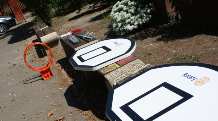 Új sportszereket kaptak a diákok! A cél, hogy még többet mozogjanak!