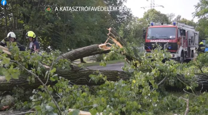 1874 beavatkozás volt a szombati viharok miatt