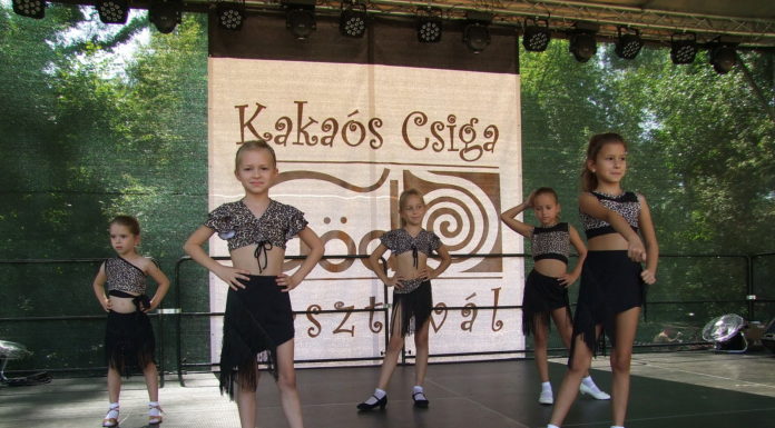 Táncosok a színpadon: lehengerlő koreográfiák a Kakaós Csiga Fesztiválon