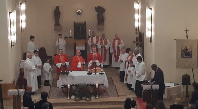 Bérmálás Felsőgödön