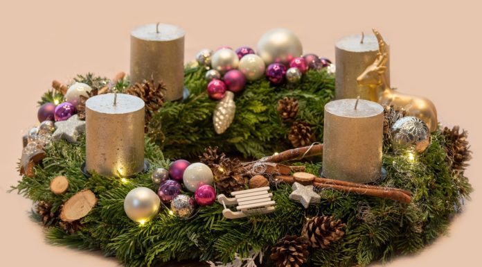 Adventi koszorúkészítés és opera Gödön