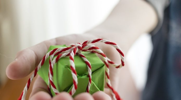 Búzaszemes gyerekek visznek ajándékokat a gödi nyugdíjasoknak