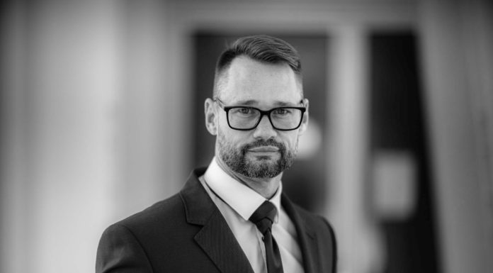 Elhunyt Jakab Ferenc virológus professzor