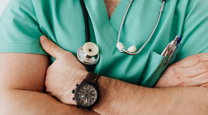 Szavazzon, hogy gödi nyerje a Szent-Györgyi Albert Orvosi díjat