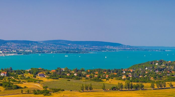 Ezekbe a vidéki városokba utaztak a legtöbben 2023-ban