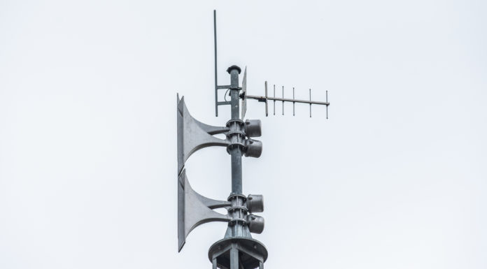 Újabb első hétfő, újabb szirénapróba Gödön